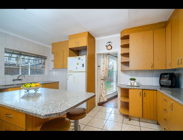 3 BEDROOM HOUSE FOR SALE IN BERGBRON